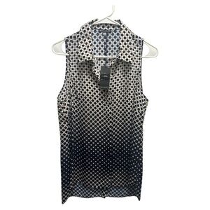 Jessica Graphic Black and White Sleeveless Button Down Top